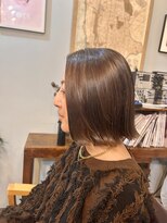 マロウズ(Marrows)&nbsp;定番の外はねボブとハイライト