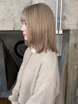 ジェスター(JESTER)&nbsp;〈atsuno〉ミディアムストレートとミルクティーベージュ