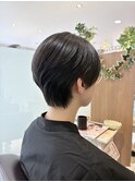 【L by first】スッキリ耳だしくびれショート
