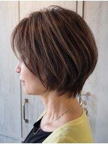ジェリカ(Jlica) 【40代・50代人気】白髪ぼかしハイライト×丸みショート