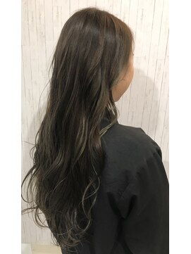 カペリベラ CapelliBella 香里園店 アッシュグレー