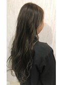 アッシュグレー