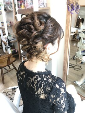 ロカット サロン(Roquat Salon) サイドアップアレンジ 【ヘアアレンジ 立川/立川南/八王子】