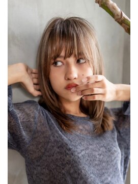 ブエナビスタ(BUENA VISTA) ☆BUENAVISTA伸ばしかけ/重めスタイル/ルーズ/流しバング