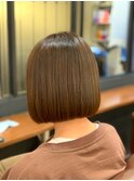 〈Meret〉重めスタイル 重めワンレンボブ