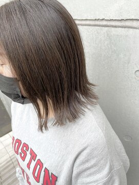 アンサム 三軒茶屋(UNSOME) 切りっぱなしボブ/スモーキーブラウン