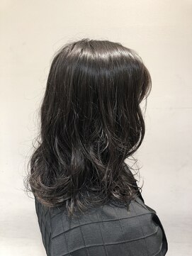 ネオリーブギンザ 銀座店(Neolive GINZA) 低温デジタルパーマで作るレイヤーミディヘア