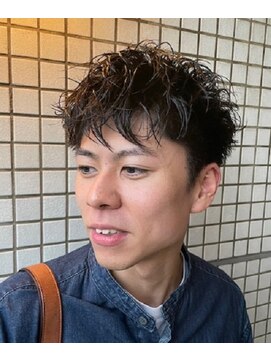 ネクサスアンドコー 錦糸町店(NEXUS&Co.) 無造作刈り上げスタイル