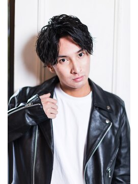 アーツ 茅ヶ崎(arts) ツーブロックマッシュ/束間ショート/波巻き/ハイライト/ツイスパ