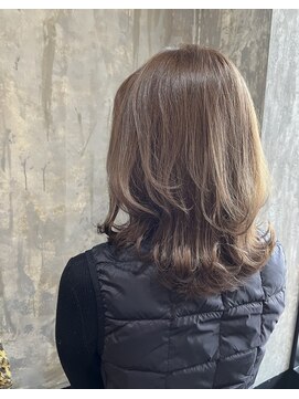 フルアヘッド(FULL A HEAD) ウルフレイヤーカット