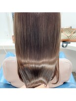 ウーロス(uros.) 艶髪☆プラチナベージュ