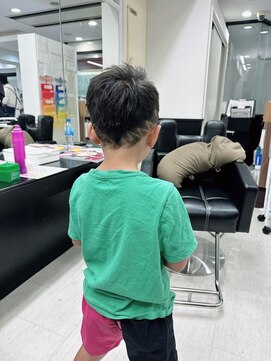 アイズ 本厚木(AIZU) キッズカット