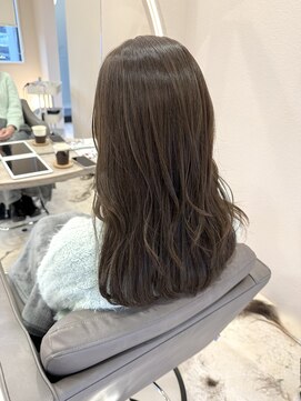 ヨンド(yond) オリーブベージュミディアムレイヤー顔まわり前髪群馬太田