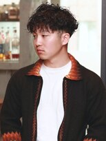 メンズサロン ブロック(Men's Salon bloc)&nbsp;ツイストスパイラルパーマ 束感 ツーブロック 眉毛カット 20代