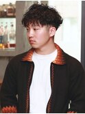 ツイストスパイラルパーマ 束感 ツーブロック 眉毛カット 20代