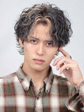 ブラック 渋谷 2nd(BLUCK) 波巻きセンターパート