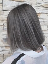 ユーカナヤマ(u Kanayama) ナチュラルに魅せる”大人バレイヤージュ”