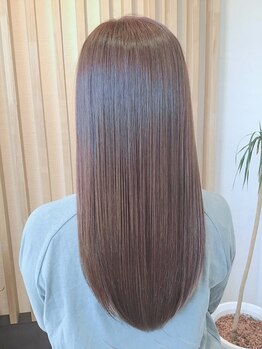 サロン デュ ラグレー(Salon Du Lagray)の写真/女性スタイリストだけの髪に優しいサロン＊一人ひとりのお悩みに合わせた施術で、理想のスタイルを叶えます