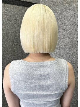 ヤド 原宿(YADO) ブリーチのみ/ブロンドカラー/ホワイトブロンド