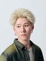 ルースト 南堀江店(ROOST)&nbsp;刈り上げセンターパート/波巻きツイストスパイラル/南堀江