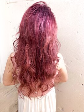 ヘアーワークス ヘルム 渋谷店(HAIR WORKS HELM) [HELM渋谷]小悪魔pink