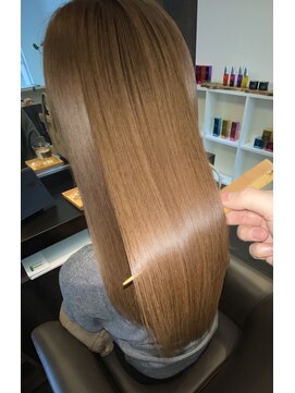 アールサロンプラスキャスパ 自由が丘(Rrsalon+CASPA) ミネコラカラーで"プルンプルンでふわサラ"な仕上がりに！