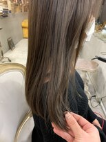 ロイジー(roijir) 【roijir 表参道】透明感☆オリーブアッシュ