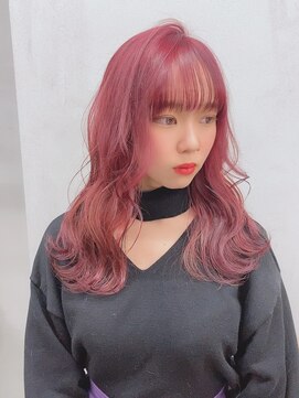 アンジェリカ 名古屋店(ANGELICA) 韓国風ミディアムローレイヤー×フラミンゴピンク