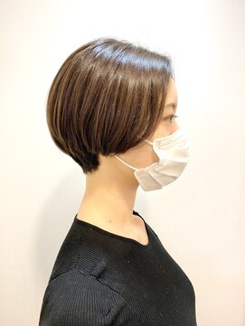 レンジシキチジョウジ (RENJISHI KICHIJOJI) 前髪長めのショートスタイル【RENJISHI 宮本華早】