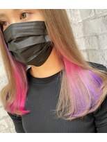 アゴストヘア コシガヤ Agosto hair KOSIGAYA 大人が遊べる派手髪系インナーカラー