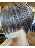 ハンサムショート×ハイトーンカラー
