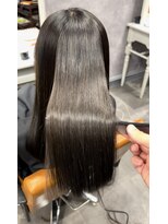 ナナシ(nanac)&nbsp;髪質改善ストレート＋ナチュラルブラウンカラー