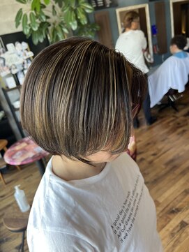 ロイズ ヘアデザイン アンド スパ(LOES) 白髪ぼかしハイライト×アッシュベージュ