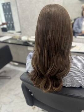 アンダーバー(UNDRvr) オリーブベージュ　オリーブ少なめ