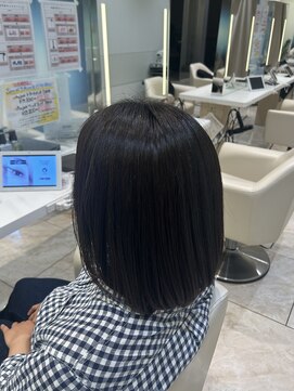 ケンジ 平塚 アネッタ(KENJE annetta) 艶髪/Aujuaトリートメント