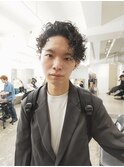 黒髪ハードスパイラルパーマメンズパーマ