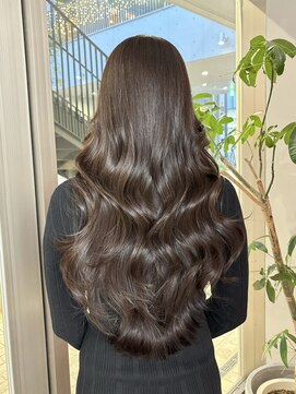 クム(kumu) 【kumu】韓国風/レイヤーカット/透明感/ロング/艶感/グレージュ