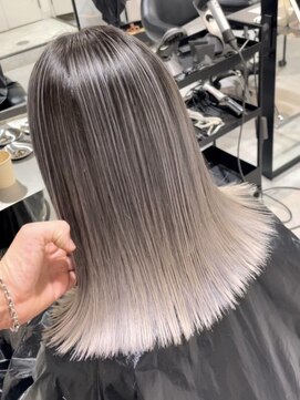 プティ(PUTY) 三ノ宮/ハイライト/バレイヤージュ/ブリーチ/白髪ぼかし