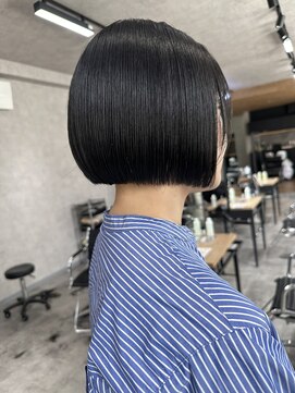 サクラ 岐阜(SAKURA) 前下がりボブ　切りっぱなしボブ　黒髪ボブ　岐阜美容室