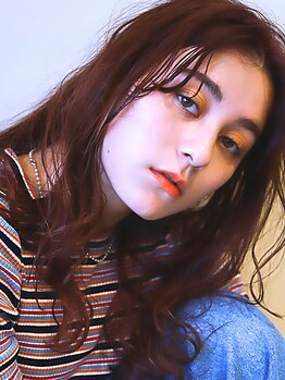 インスヘアー 梅田(INCE HAIR)の写真/【梅田駅3分】カウンセリング~仕上げまで専属スタイリストが寄り添ってご担当*魅力を惹きだすお手伝いを♪