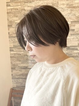 ログ ヘアー(LOG HAIR)の写真/365日、乾かすだけで美しく。ミリ単位までこだわる「似合わせカット」で、伸びても綺麗なフォルムが続く♪