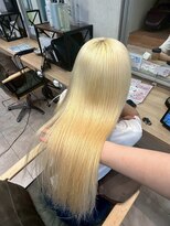 キャパ(CAPA)&nbsp;ハイトーンブロンド(茅ヶ崎/20代/ブリーチカラー/韓国ヘア)