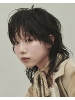 ナループロアツム(Nalu pu loa Tsum)&nbsp;ウルフパーマ/マレットヘア/ミディアムレイヤー/シャギーカット