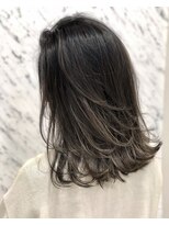 グレージュカラー×バレイヤージュハイライト Allure千葉英樹