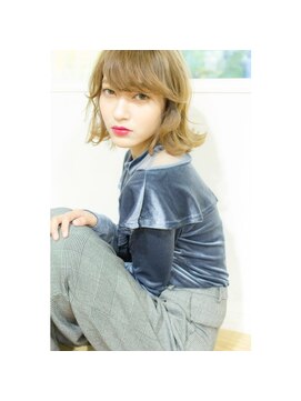 ソワ(soie) 切りっぱなしボブ【soie】服部