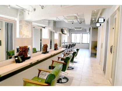 アース 志木店(HAIR & MAKE EARTH)の写真