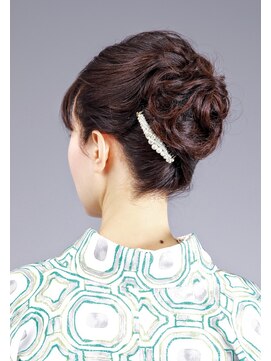 ヘアメイクアンドフォトスタジオ ベストシーン 有楽町 東京交通会館 お着物にあうアップスタイル