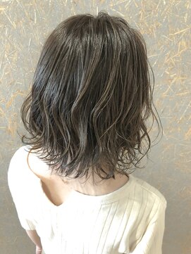 ルカ(Luca) 20代30代40代オトナかわいい外ハネゆるウェーブパーマ//吉田祐二