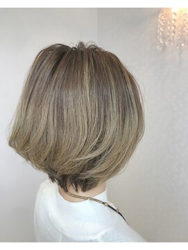 ヘアーアンドメイク ドレス(DRESS) バレイヤージュカラー