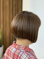 クオリス 上板橋店(QUALIS)&nbsp;ツーブロック/前下がりボブ/あごラインボブ/艶髪ツヤヘアー/重め